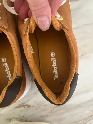 Timberland Women’s sneakers size 9.5 thumbnail 2
