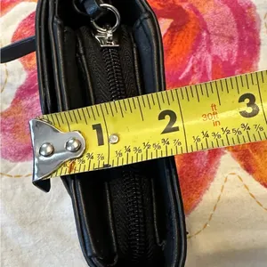 Vera Wang Small Black Crossbody Bag thumbnail 7