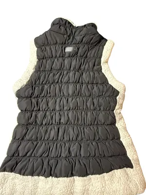 Calvin Klein Performance Sherpa Puffer Vest XL Black Cream thumbnail 3