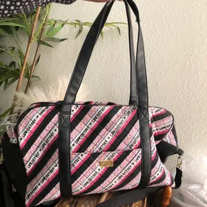 Betsey Johnson Pink white black Luv weekender duffel travel suitcase hand bag purse tote thumbnail 1