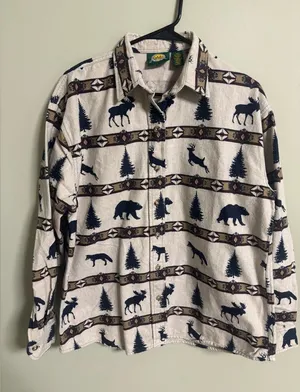 Cabela's Womens Nature Aztec Animal Theme Shirt Size Large Flannel 100% Cotton thumbnail 1