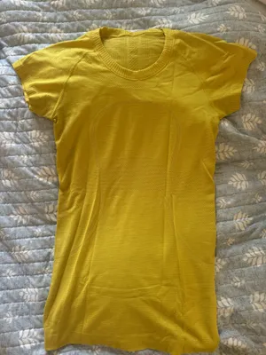 Lululemon Swiftly Tech Short Sleeve thumbnail 2