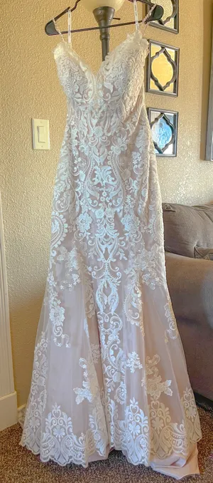 Madison James Wedding Dress thumbnail 1