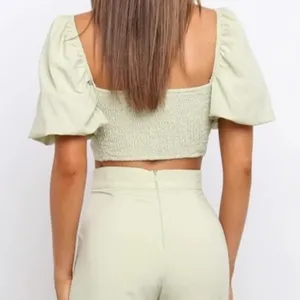 Petal & Pup Celine Top Puff Sleeve Tie Front Blouse in Green Women’s Size 10 thumbnail 2