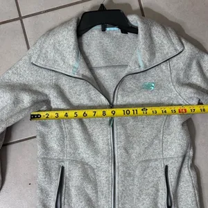 New Balance Women Gray Full Zip Sweater Jacket size petite‎ Small. thumbnail 7