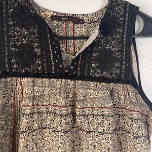 Anthropologie Hazel Size‎ Medium Rayon Boho Sleeveless Crochet Blouse Festival thumbnail 2