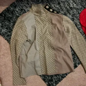 Zara‎ small plaid blouse thumbnail 4