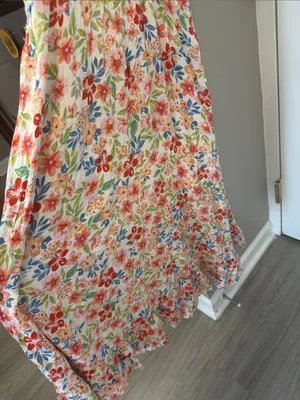 $99 Selfie Leslie x Indikah Floral Midi Dress - NWOT, Size Small thumbnail 3