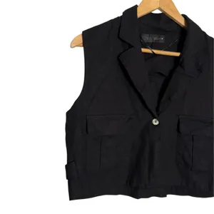 Zara Black Linen Cropped Sleeveless Collared Button Blazer Vest Size Small thumbnail 3