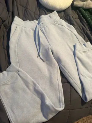 Lululemon scuba joggers thumbnail 1