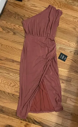 Lulus New Lulu’s Raise a Glass Rusty Rose One-Shoulder Midi Dress XS thumbnail 6