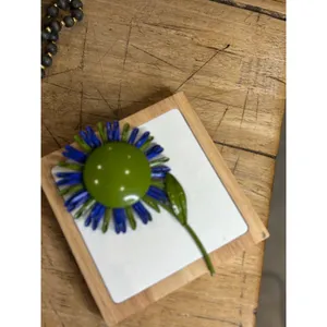 Vintage Blue & Green Flower Brooch Pin Handmade Glass Beads & Metal Backing thumbnail 5