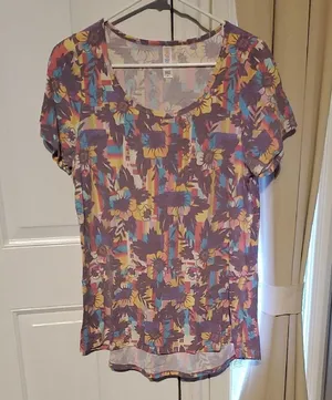 LuLaRoe Floral Print Women's Top thumbnail 1