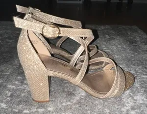 Dream Pairs Strappy Chunky Heels thumbnail 1