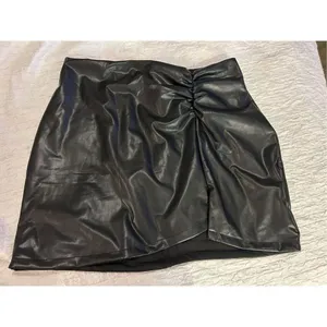 NEW Super Soft Vegan Leather Faux Skirt High Waisted 2X thumbnail 3