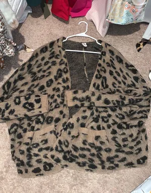 cheetah cardigan thumbnail 1