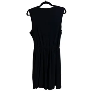 Nik and Nash Women's Size Large Black Sleeveless Faux-Wrap V-Neck Romper thumbnail 2