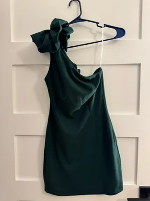 Green one shoulder dress  thumbnail 3