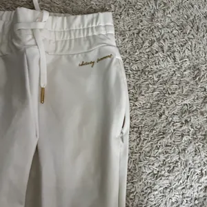 Gymshark X Whitney Simmons Ivory Joggers Size XSmall thumbnail 3