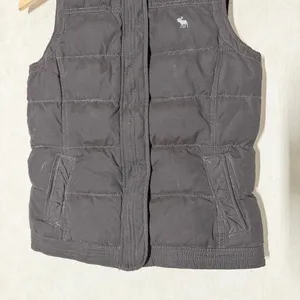 Abercrombie & Fitch Women’s Y2K Vintage Puffer Quilted Vest Full Zip in Brown S thumbnail 3