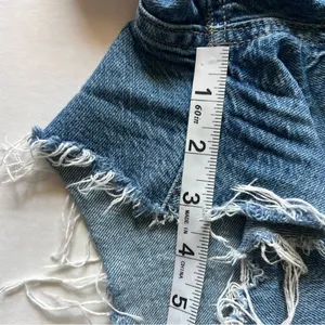 Gap denim button fly high rise cheeky shorts size 0/25 Denim thumbnail 9