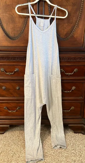 Amazon Onesie thumbnail 1