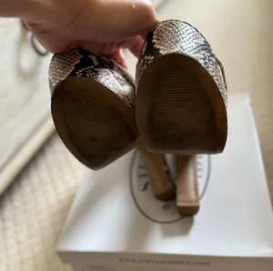 Steve Madden Platform Heeled Sandals thumbnail 5
