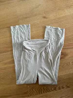 Abercrombie pants thumbnail 2