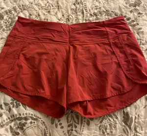 Lululemon Shorts thumbnail 1