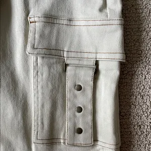 Stylish Cream Button-Front Skirt thumbnail 4