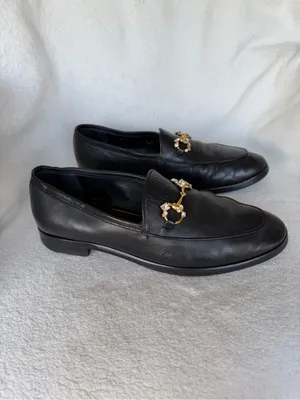 Gucci Black Leather Women's Loafers with Gold Horsebit Size 8.5 thumbnail 8