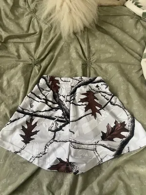 shorts White thumbnail 2