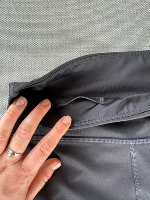 Black Fabletics Leggings thumbnail 3