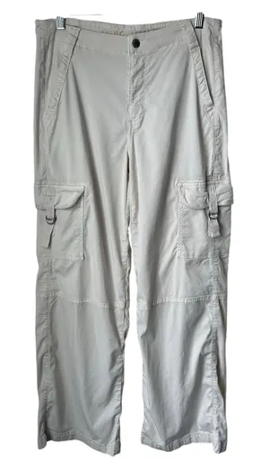 American Eagle Cream Baggy Wide Leg Cargo Pants - 6R thumbnail 1