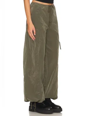 NWT Lovers + Friends Noah Cargo Pants Wide Leg in Olive Green Size XS thumbnail 8