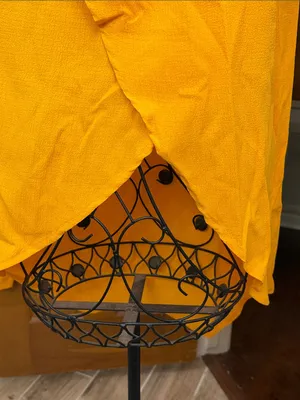 🌅🌅🌅3 for 12$🌅🌅🌅Women’s Yellow Short Sleeve Asymmetrical Top/Short Set-Med thumbnail 8