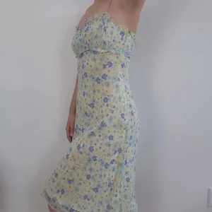2000s Y2K Express 100% silk floral fairy dress size 6 butter yellow rare! thumbnail 2