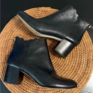 Lands' End Black‎ Ankle Booties thumbnail 2