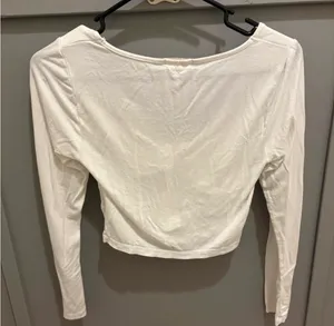 Altar'd State Twist Front Long Sleeve Crop Top  thumbnail 4