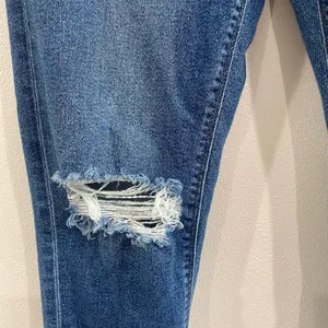 American Eagle‎ Stretch Mom Jean Distressed Knees Size 4 thumbnail 6
