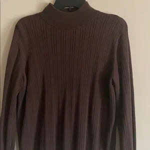 Vintage women’s Brown Ribbed Sweater mock turtle neck Hasting & Smith medium thumbnail 2
