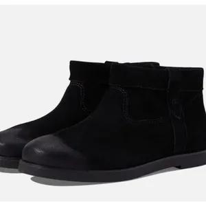 UGG Josefine Cuff Ankle Boot Black Suede Size‎ 8.5 NWOT thumbnail 6