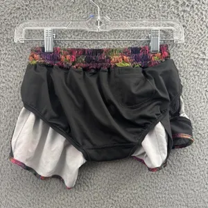 Lululemon Hotty Hot Low Rise Shorts 2.5" Vivid Floral Athletic Gym Women's‎ 4 thumbnail 5