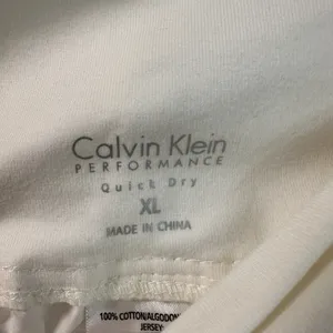 Calvin Klein Performance Womens XL Cream Quick Dry Cargo Shorts Wide Waistband thumbnail 5