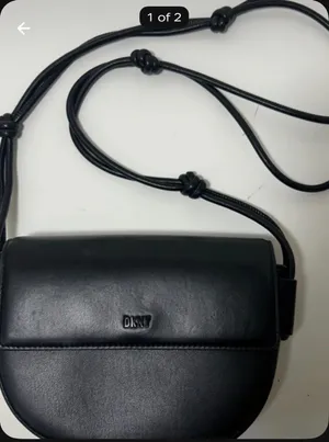 Dkny Black Leather Half-Moon Crossbody Bag thumbnail 1