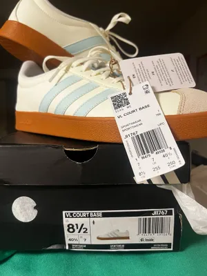 Adidas Women’s Sneakers gumsole thumbnail 2