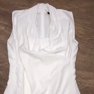 Cabi size 0 dressy sleeveless top thumbnail 3