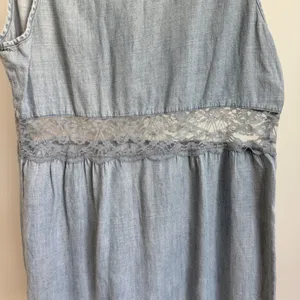 Free People sz M Blue Chambray‎ Lace Trim Sleeveless Boho Mini Dress Cottagecore thumbnail 7