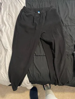 Black Old Navy Sweatpants thumbnail 1