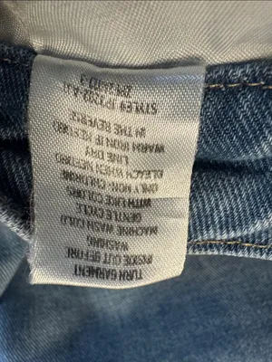 ZOE + PHOEBE High Rise Wide-Leg Jeans 5 Fits Like 26/2 Light Distressed Wash EUC thumbnail 11